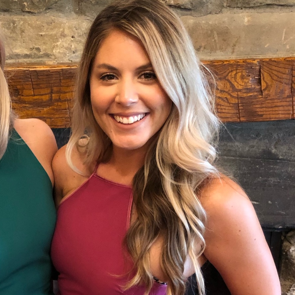 Meet your Posher, Alexandra